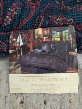 Croscill NWT Navy Multicolor Paisley Std. Pillow Shams 2 Town & Country Made USA
